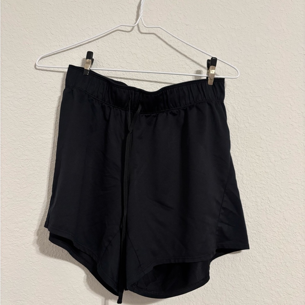 Nike Black Athletic Shorts Lightweight Moisture-Wicking